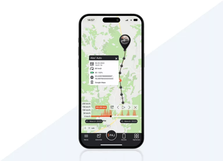 Bild der PAJ GPS-App, das die Route eines Autos auf der Karte sowie die aktuelle Geschwindigkeit des Fahrzeugs anzeigt